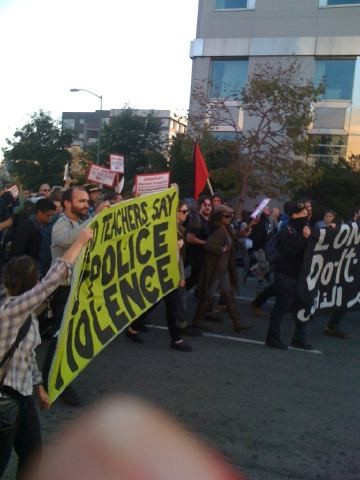 Occupy_Oakland_march.jpg
