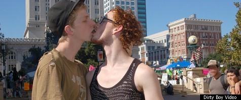 r-OCCUPY-OAKLAND-PORN-large570.jpg