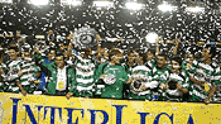 Los Chivas Are Back in Town