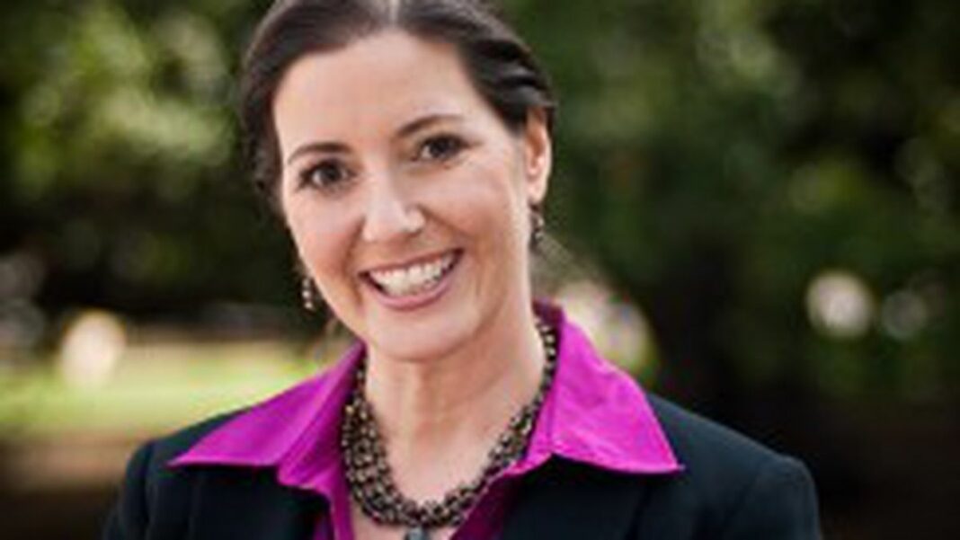 1362186826-libby_schaaf-featured