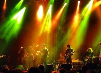 Live Review: The Brian Jonestown Massacre at The Fox Theater, 5/8