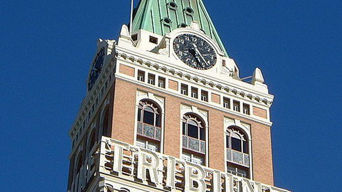 1335343162-oakand_tribune_tower_detail-featured