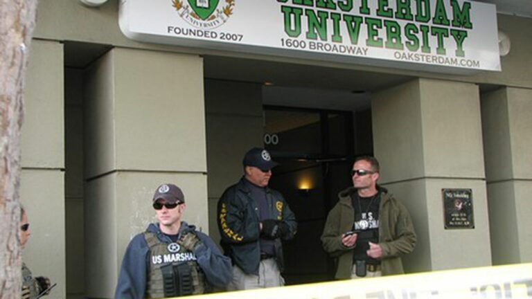 Oakland to Feds: Stop Pot Raids; Feinstein: Keep Raiding