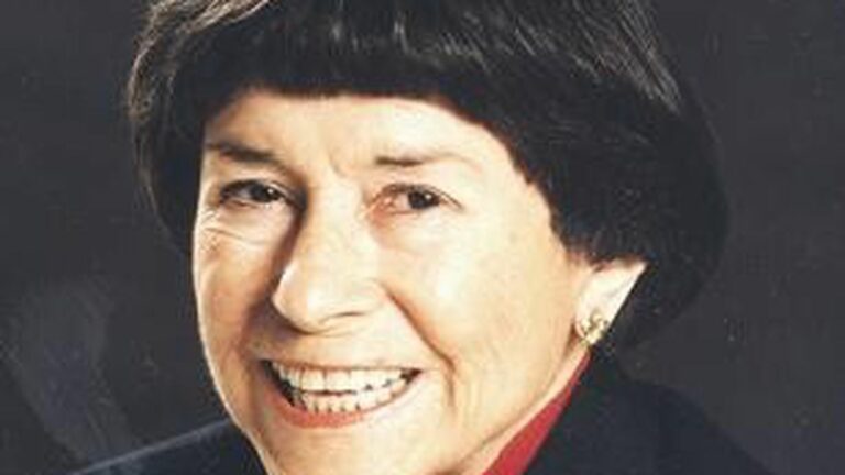 Peggy Stinnett Joins the Oakland Post