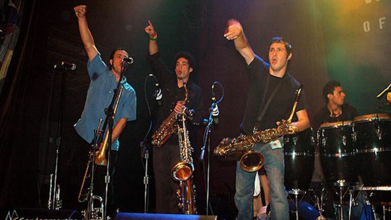 Reporter at Large In Mendocino; Live Show Review: B- Side Players