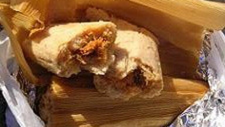 Street Meat: Tacos La Perla Tamales