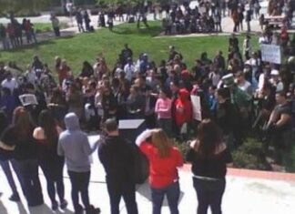 CSUEB Students Present Demands, End Protest Peacefully