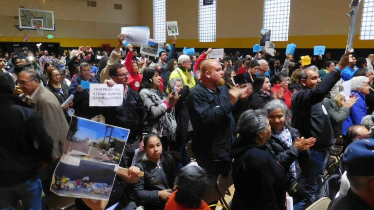 Oakland’s Flatlands Residents Grill Mayor and City Council Over Illegal Dumping Oakland’s Flatlands Residents Grill Mayor and City Council Over Illegal Dumping