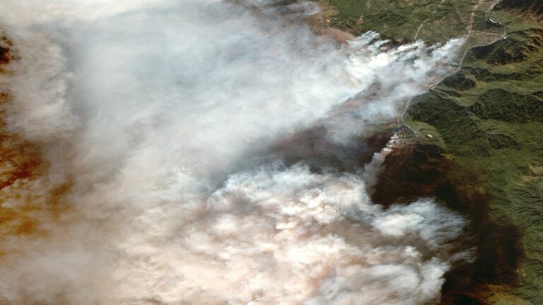 Friday’s Briefing: NorCal Has Worst Air in the World; Hundreds Still Missing as Death Toll Climbs Friday’s Briefing: NorCal Has Worst Air in the World; Hundreds Still Missing as Death Toll Climbs