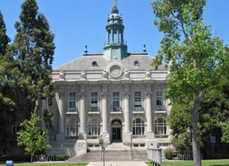 Friday’s Briefing: Berkeley Reverses Course on Police Misconduct Records; Two Oakland Councilmembers Join City Union Protest