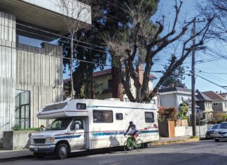 Berkeley Accommodates Some RV Dwellers But Turns Blind Eye Toward Most