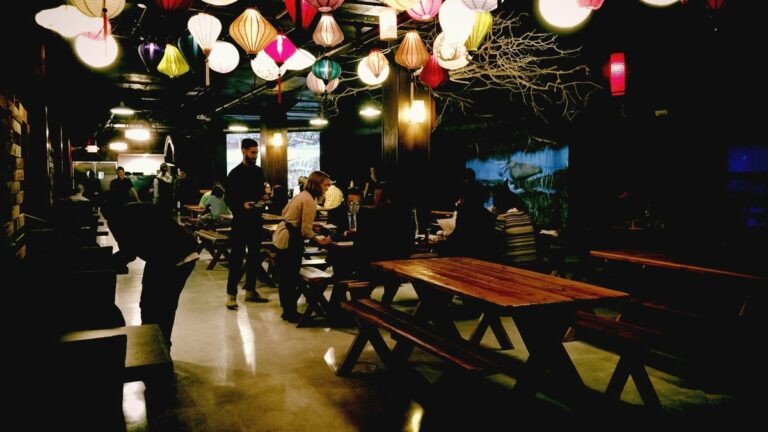 Mid-Week Menu: Blind Tiger, Boyd’s Barbecue, and James and the Giant Cupcake