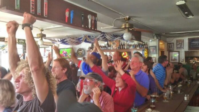 Barclay’s Pub Forced to Leave Rockridge after 25 Years