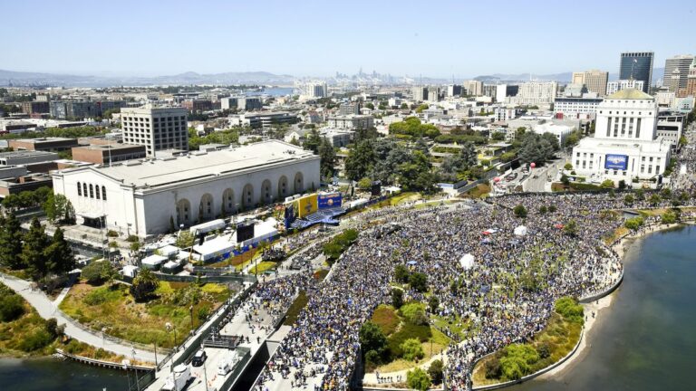 Photos: Warriors Celebrate Second Title in Three Years with Parade and Rally in Oakland