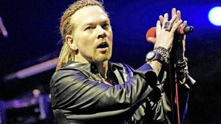 Axl’s Back: Guns N’ Roses at the Oracle Arena