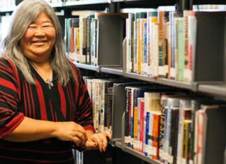 E-Books Create Challenges for Libraries