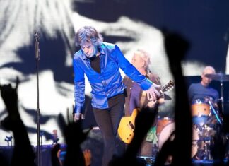 Six Random Observations From Last Night’s Rolling Stones Show at Oracle (Plus Photos!)