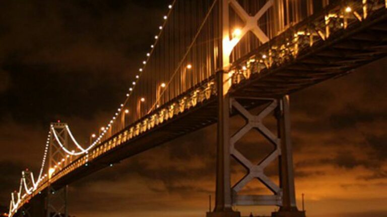 Wednesday Must Reads: PG&E Admits Flaws in Pipeline Records; Bike Activists Push for New Path on the Western Bay Bridge Span