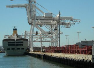 Port of Oakland Jobs Deal Should Be a Model for Amazon and Other Warehousing Corporations