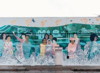 In Oakland, Artists Try to Build Intentional Community