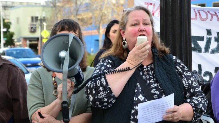 Monday’s Briefing: OUSD, teachers at loggerheads over distance-learning with first day of school looming; Arrest in 32-year-old Castro Valley cold case