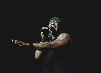 Live Review: D’Angelo’s Simmering, Soulful Funk at The Fox