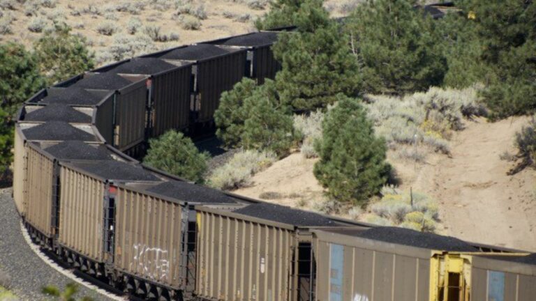 East Bay Labor Unions Say ‘No’ to Coal in Oakland
