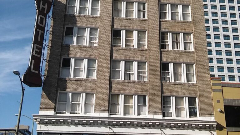 Oakland, Developers Look to Convert SRO Housing into Boutique Hotels