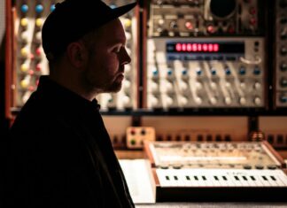 DJ Shadow at UC Theatre