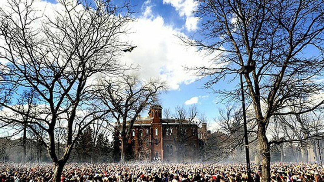 1345566703-uc_boulder_420-featured