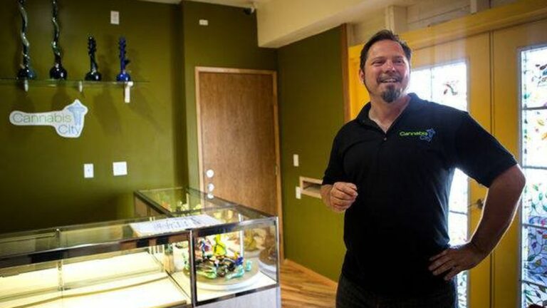 Washington Pot Shops Open Today: Supplies Limited, Taxes Steep