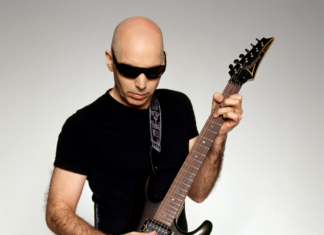 Joe Satriani: Surfing between the worlds of music and fine art