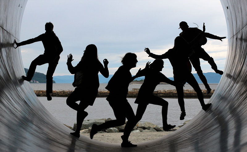 online communities, social interactions, gambling online