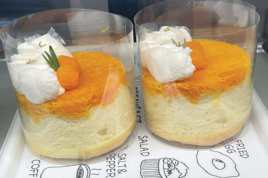 Rose La Moon encourages diners to mix and match