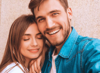 FWB Dating: 10 Top Friends With Benefits Sites top friends with benefits sites