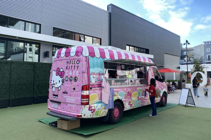 Hello Kitty Cafe Truck celebrates 10 years Hello Kitty Cafe Truck celebrates 10 years