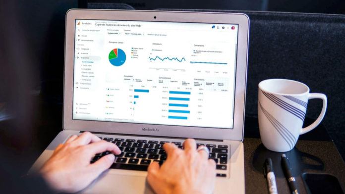 Striking the Balance: How Writers Can Use AI Without Getting Flagged Writing with AI