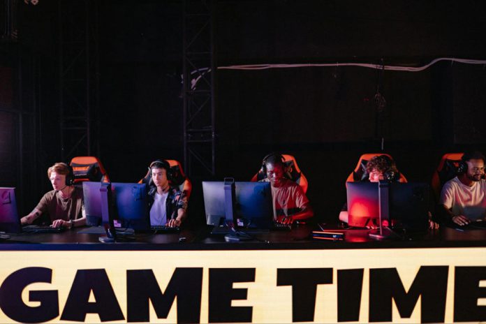 Innovation Meets Tradition: The Evolution of Game Culture in a Digital Era Innovation meets tradition: The evolution of game culture in a digital era