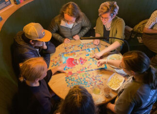 Local puzzlers revitalize social gatherings Local puzzlers revitalize social gatherings