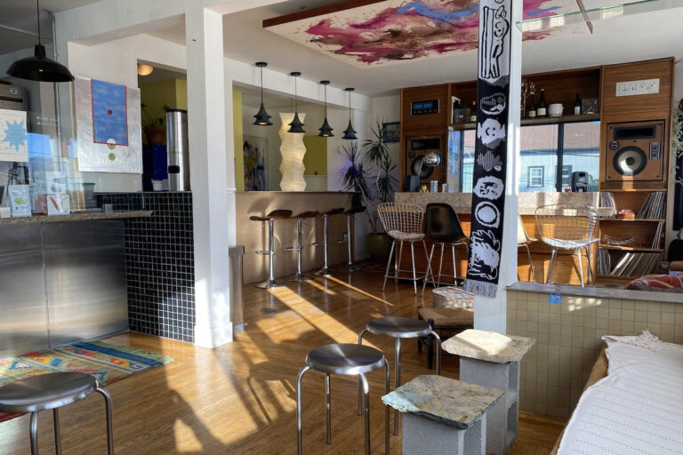 Oakland’s Upstairs cafe makes room for community